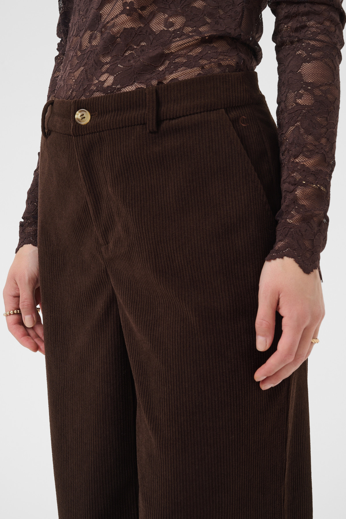 CREAM PANTALON KANNA CORDUROY 10614146 (2)