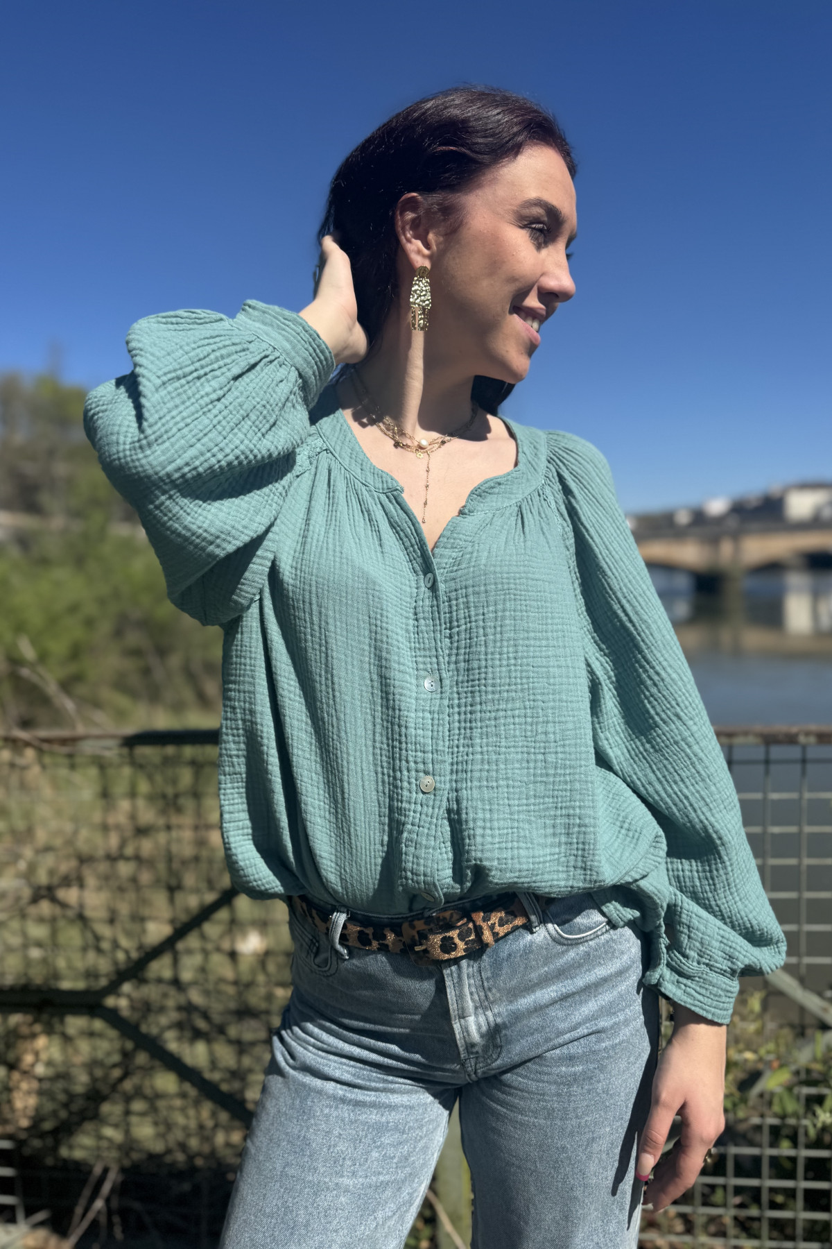 Chummy blouse gaze de coton vert d'eau avec détail en dentelle