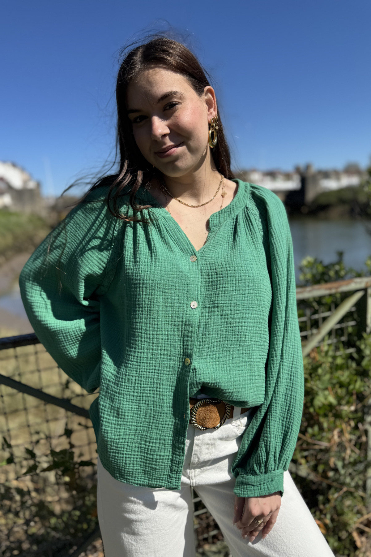 Chummy blouse gaze de coton violet avec détails en dentelle