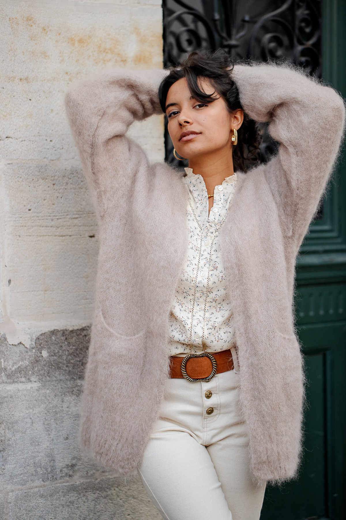 https://www.chummy-boutique.com/chummy-gilet-long-23053-femme-mohair-beige-deux-poches-4252-1-l.jpg