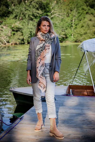 CORLEONE FOULARD FRIDA LEOPARD FEMME ROSE HIVER 