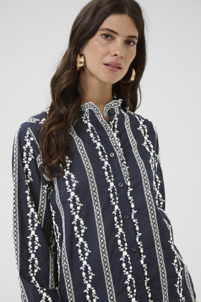 cream blouse sabina bleue marine à broderie 10614549