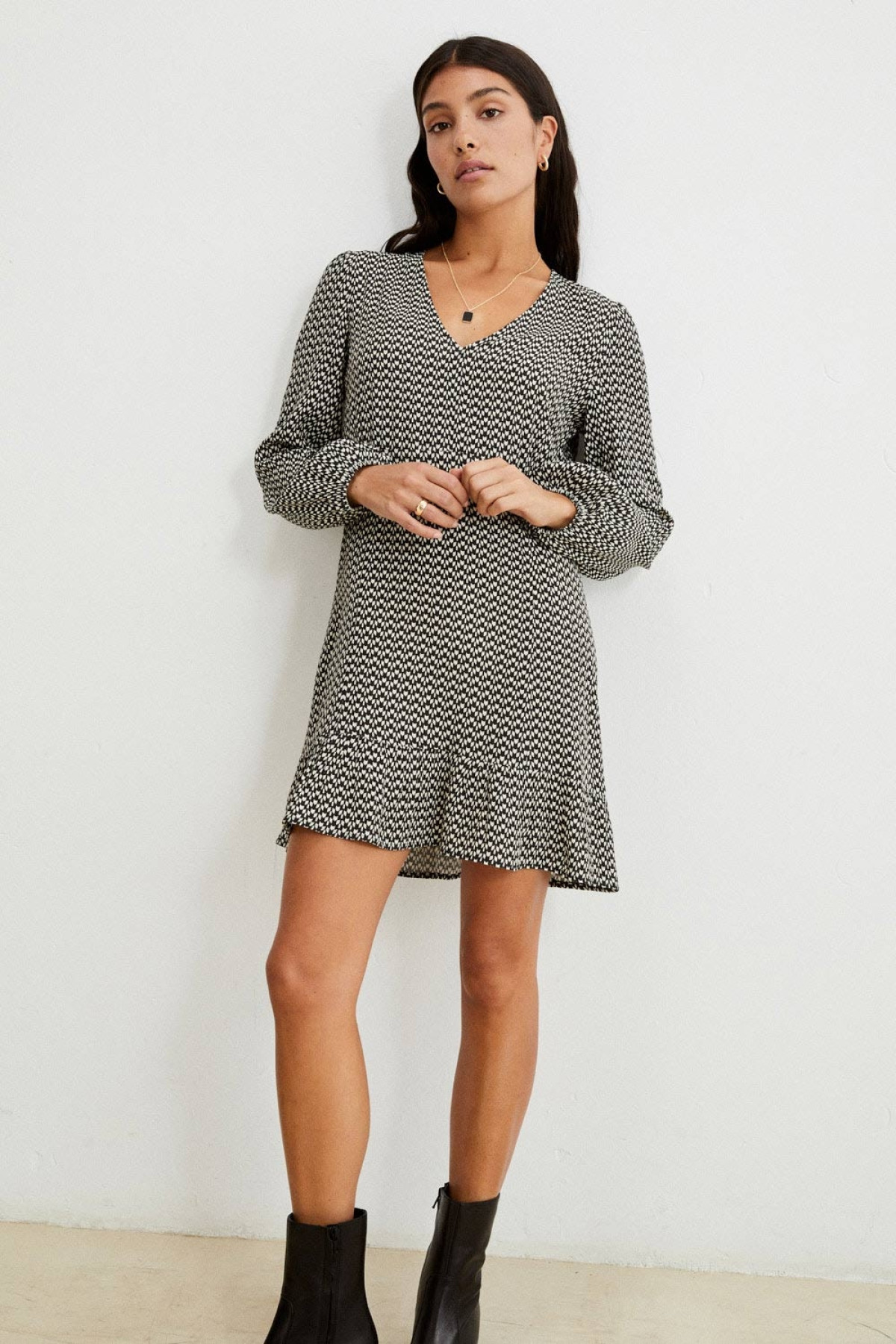 ESE O ESE ROBE COURTE À IMPRIMÉ GÉOMÉTRIQUE BRITTANY NOIR BLANC