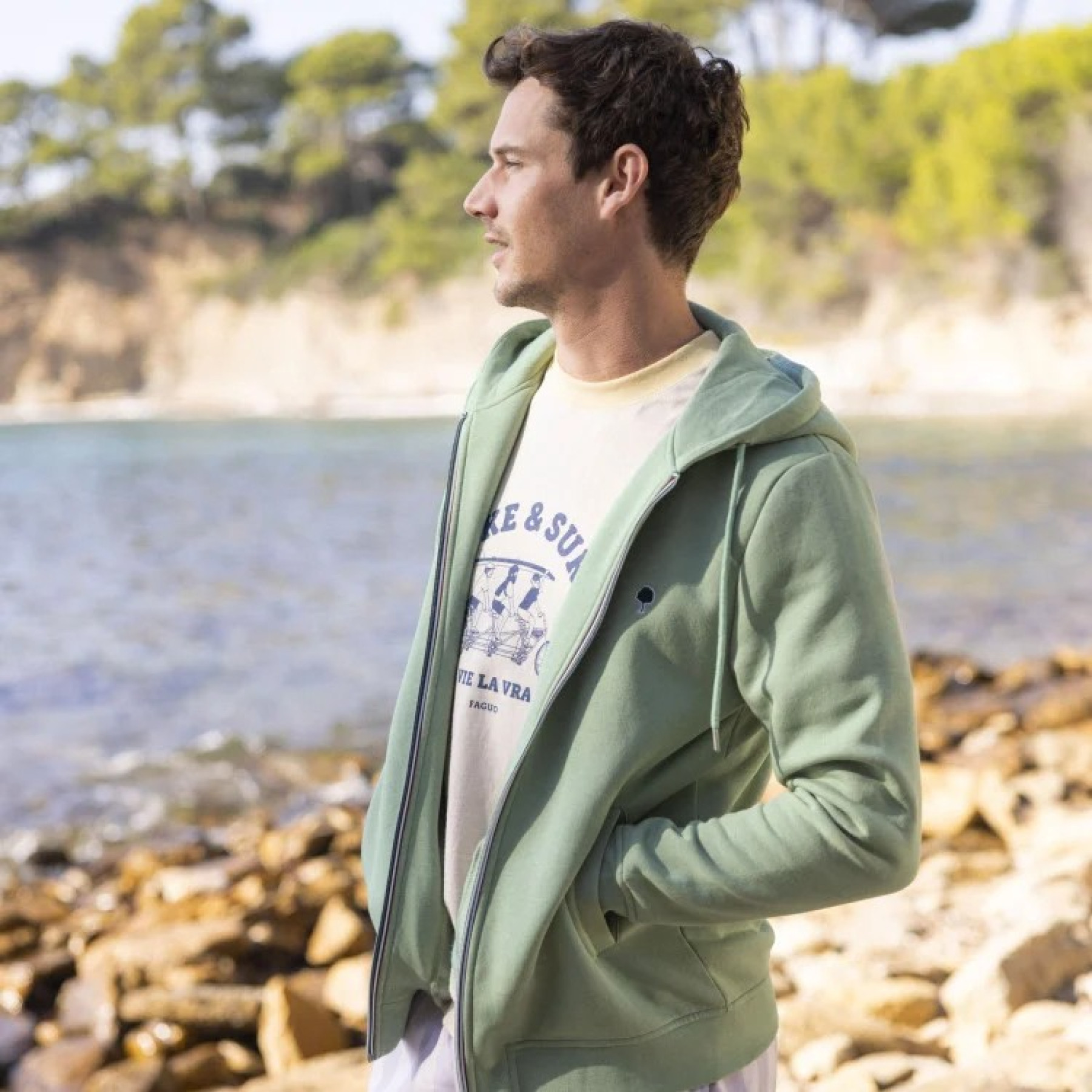 faguo sweat capuche zippé mesnil vert clair