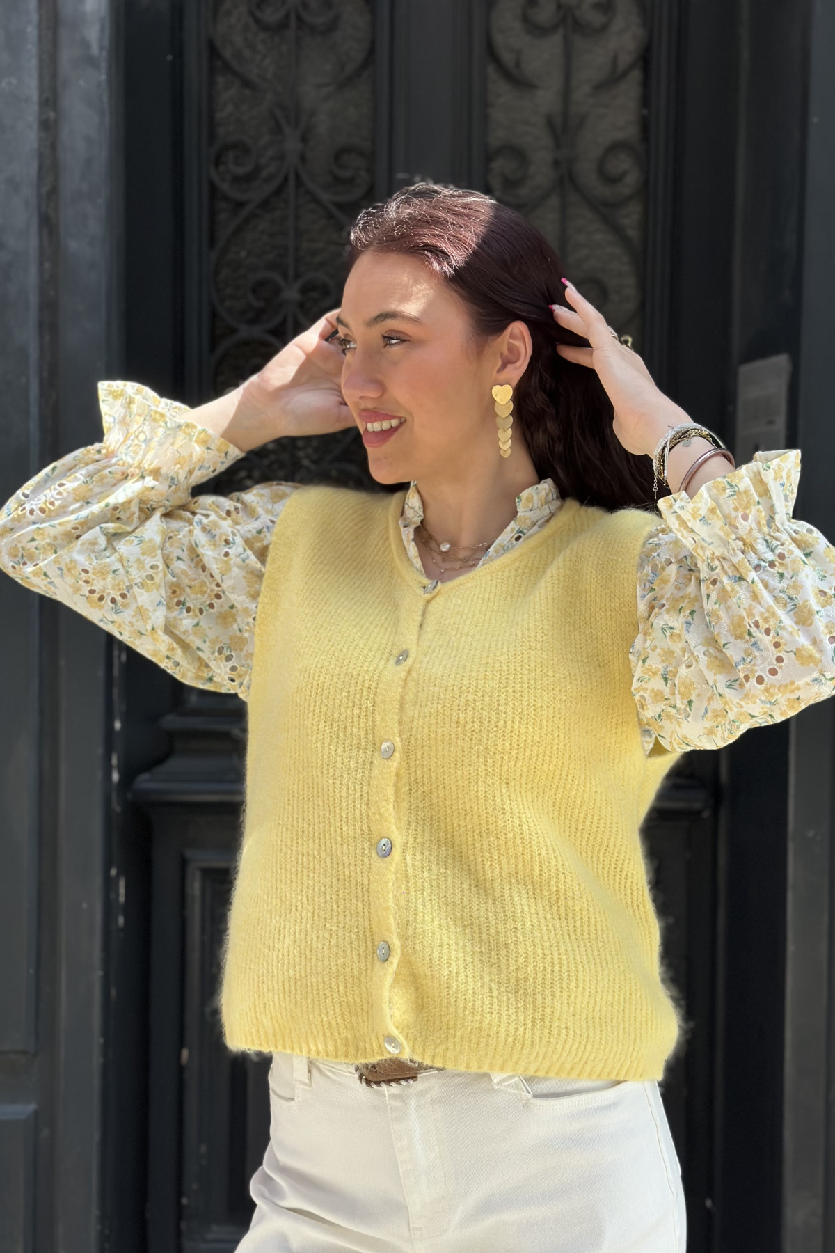 Gilet sans manches alpaga avec boutons nacrés jaune