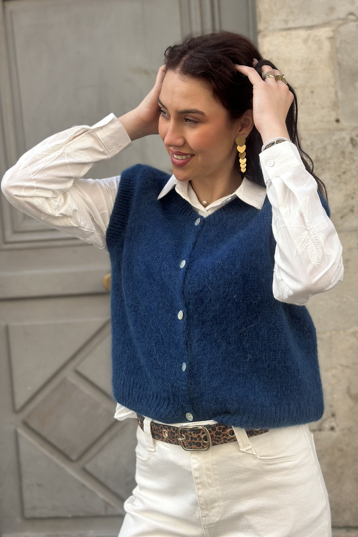 Gilet sans manches avec boutons nacrés col rond bleu marine
