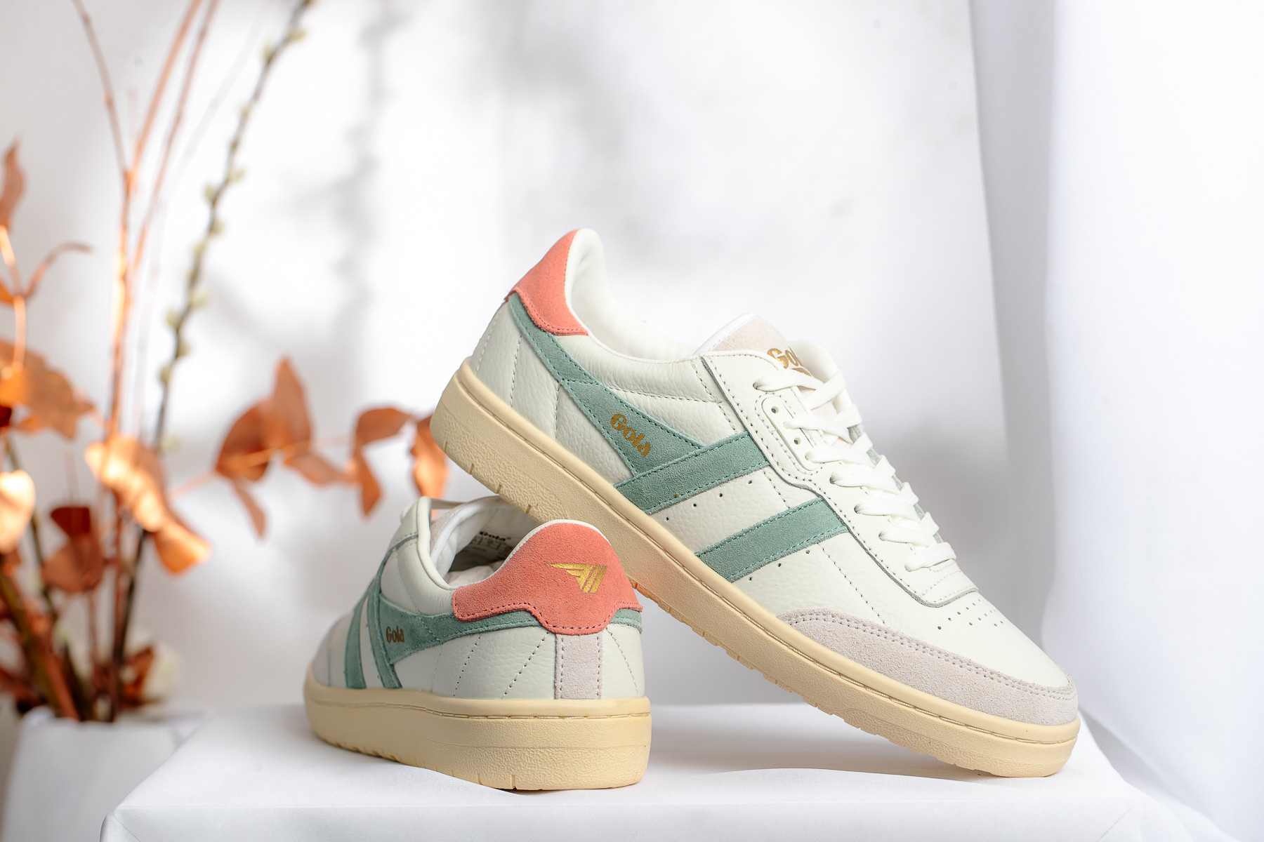 GOLA BASKET FALCON CORAL PINK BLANC VERT CORAIL CBL415