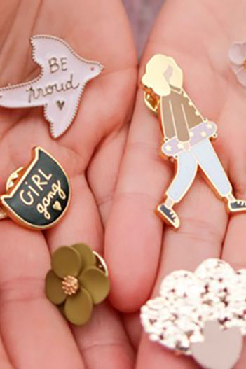 Broches