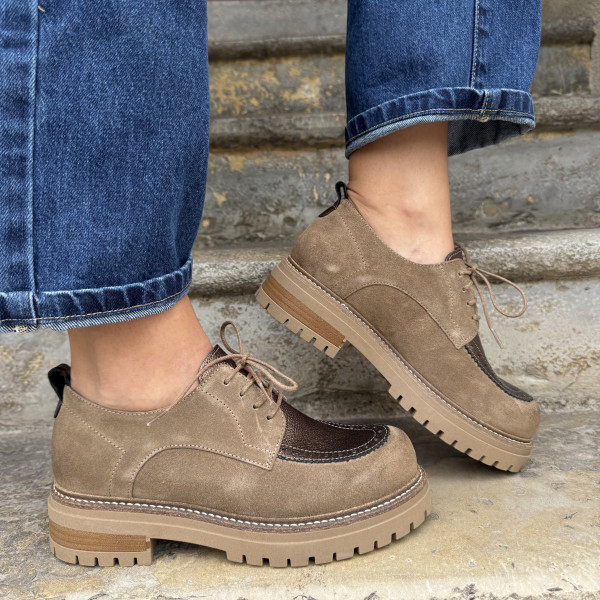 MKD DERBIES DORA CRUTE A025