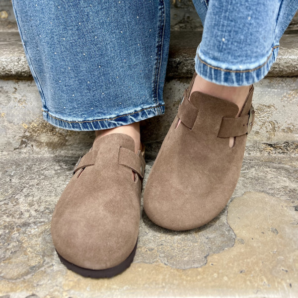other and step  mules fiji lodo 