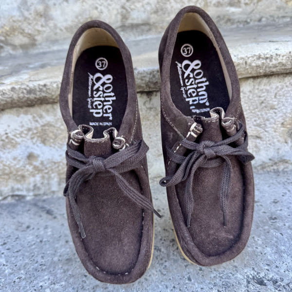 other derbies façon clark bee testa