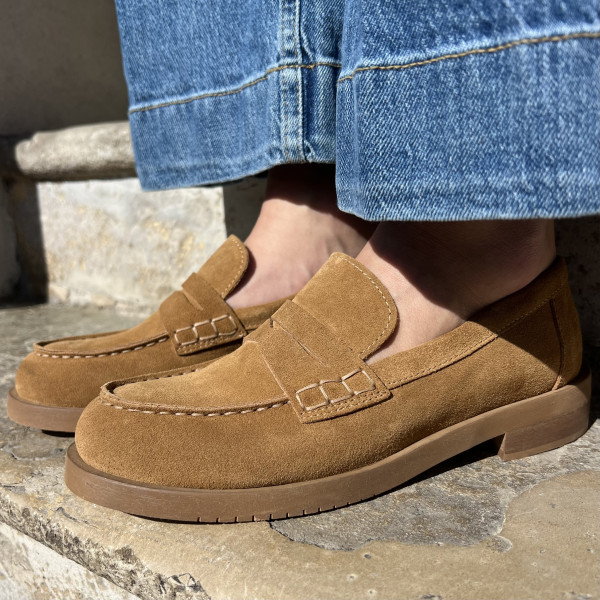 PAOYAMA EVA CAMOSCIO