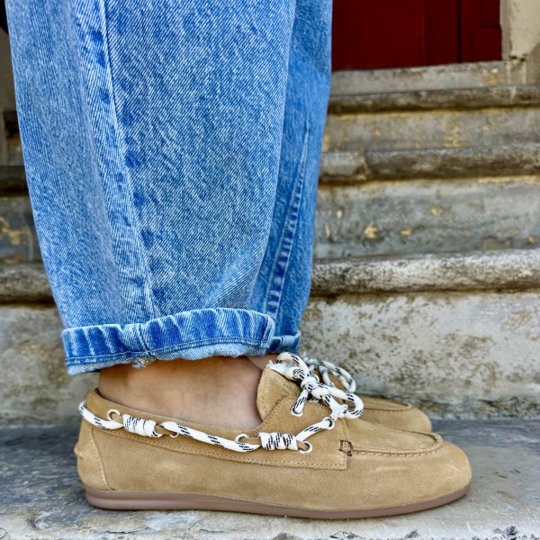 PAVEMENT MOCASSIN PAMARIN BOLD LACE TAN