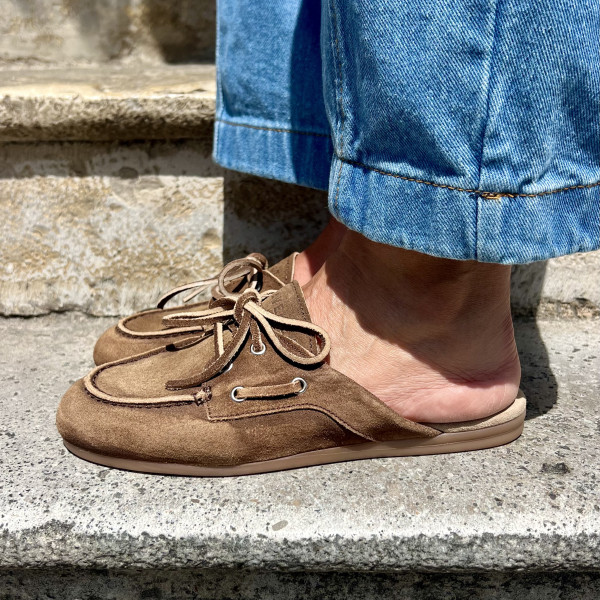 pavement mules payasma 347 brown suede