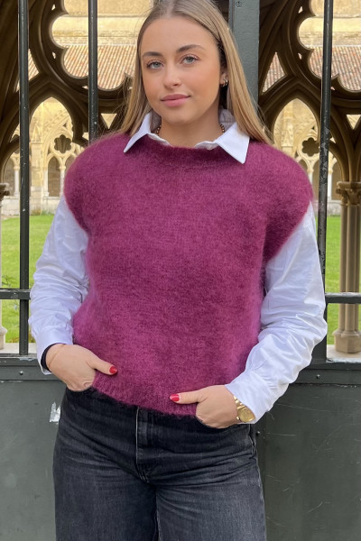 CHUMMY PULL MOHAIR SANS MANCHES PRUNE