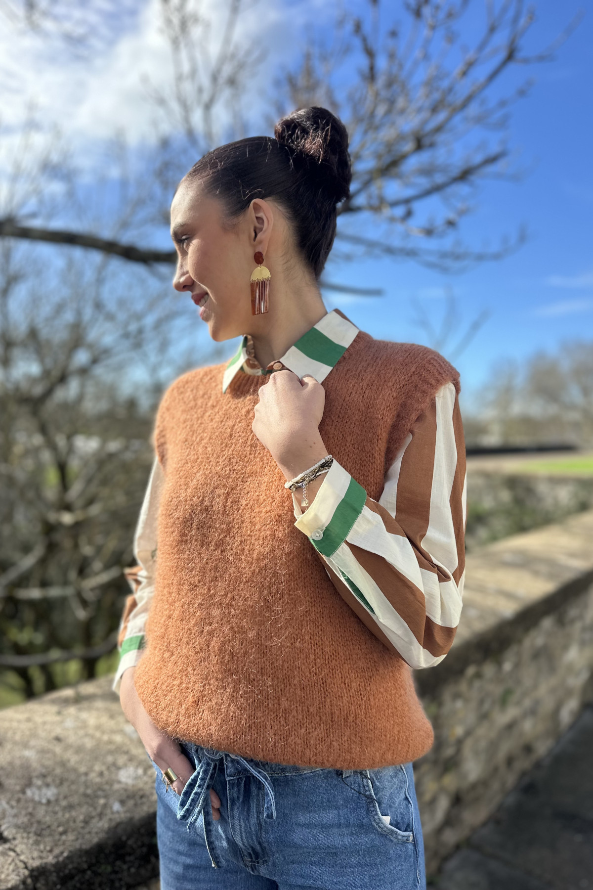 pull sans manches col rond mohair 2391