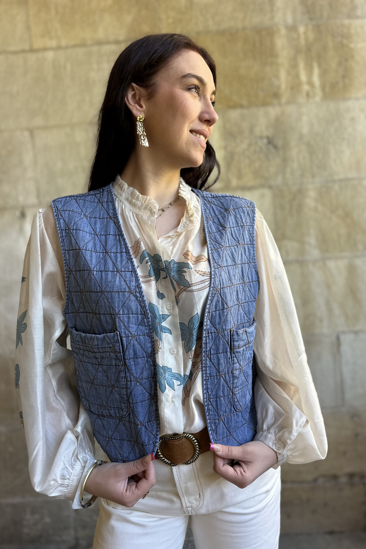 Veste sans manches en tissu bleu effet jean