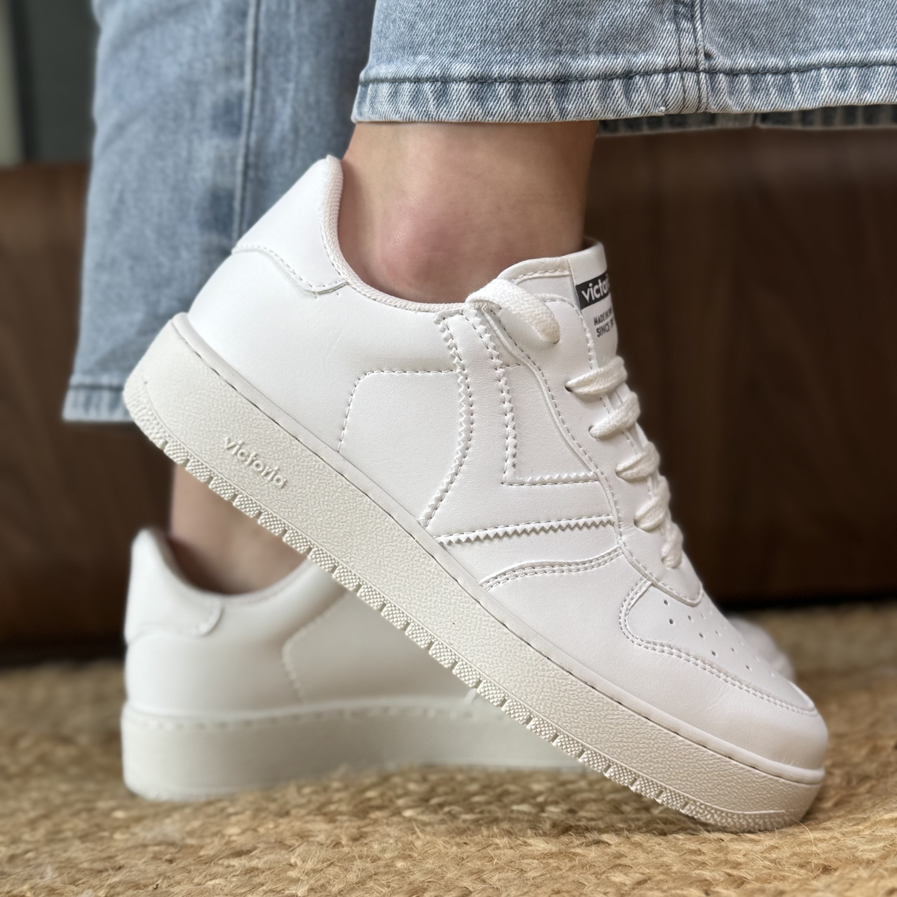 victoria baskets  blanco 8245 avec lacets blancs