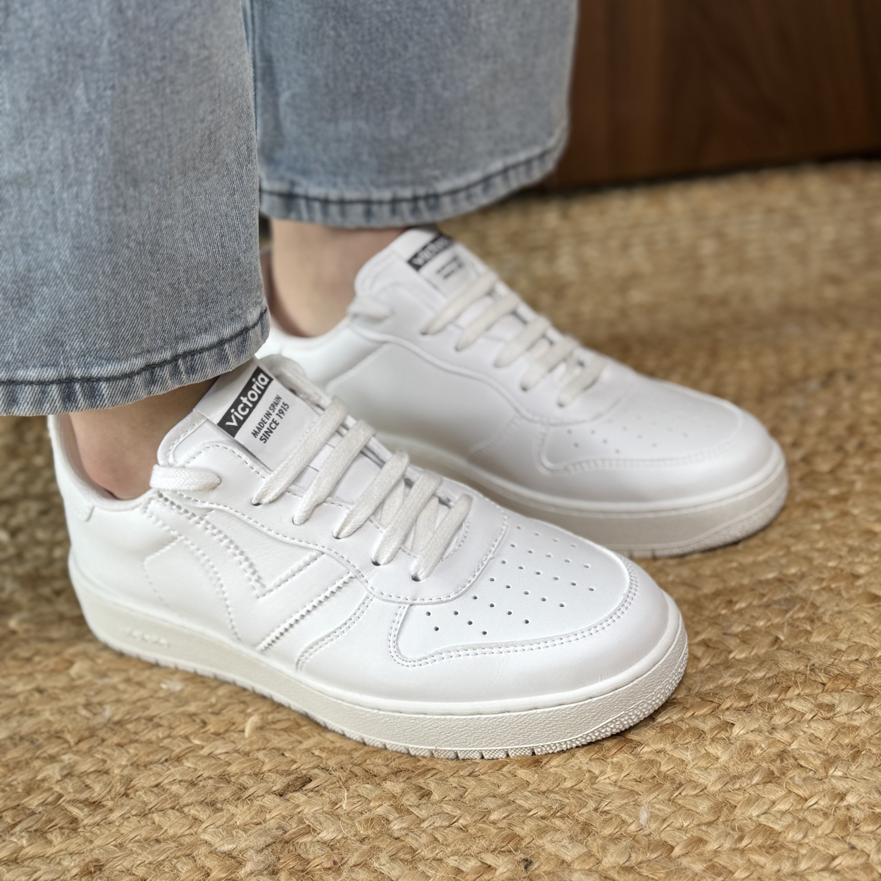 victoria baskets  blanco 8245 avec lacets blancs